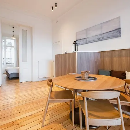 Charming Renovated In Vibrant Saint Gilles,