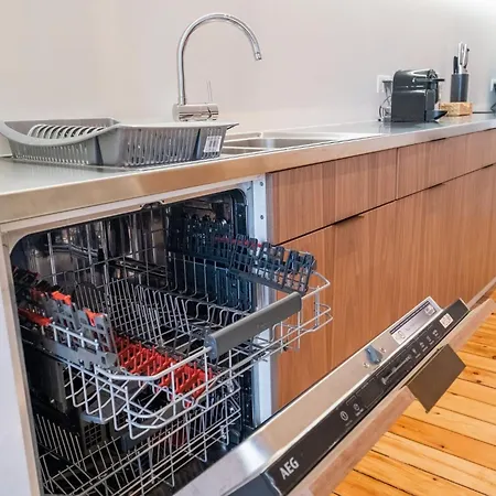 Apartment Charming Renovated In Vibrant Saint Gilles,