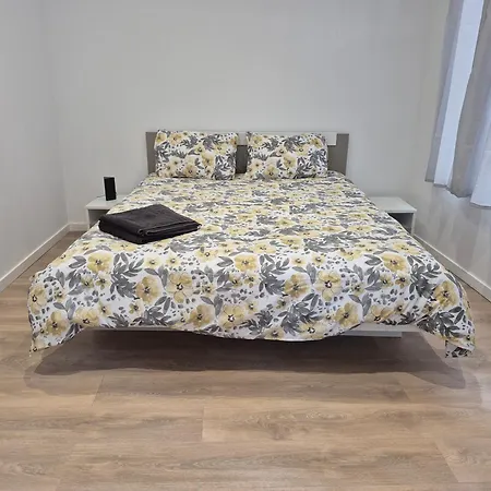 Apartment Les Pieds A La Grande Place *