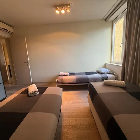 Golden Pearl In Centre Of Appartement