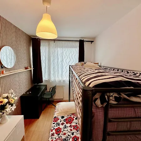 2 5 Personnes Avec Salle De Bain Privee Proche Gare Du Midi Accommodatie bij particulieren *