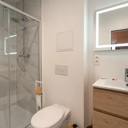 Vandenbranden Homestay *