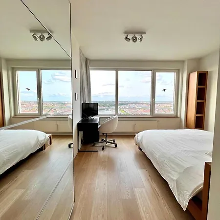 Bed & Breakfast Suite Penthouse Brussels Skyline Penthouse Suite 220 M2 Of Refined Elegance Suite Brussel