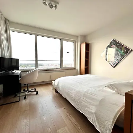 Suite Penthouse Brussels Skyline Penthouse Suite 220 M2 Of Refined Elegance Suite 3*