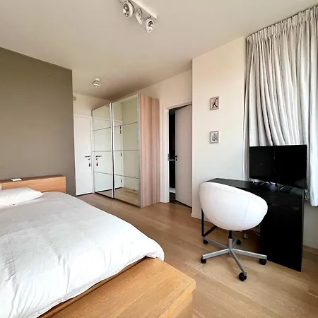 Suite Penthouse Brussels Skyline Penthouse Suite 220 M2 Of Refined Elegance Suite Brussel
