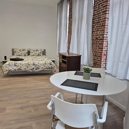Les Pieds A La Grand Place Appartement Brussel