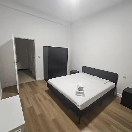 Cozy With Terrace Apartment *