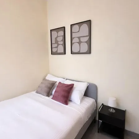 Apartment Spacious 2br Near Grand Place 1 Brussels