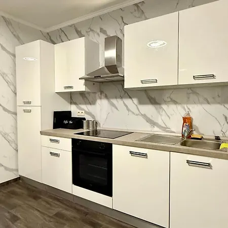 Apartment Spacious 7 Min From Gare Du Midi *