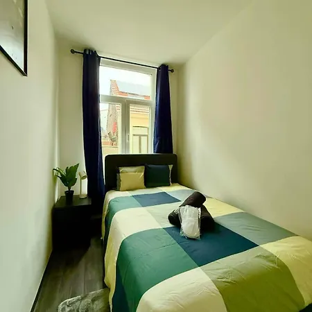 Spacious 7 Min From Gare Du Midi Brussels