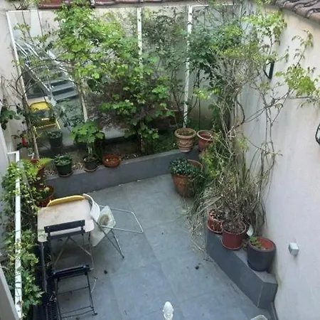 Apartment In Maison De Metre In Etterbeek
