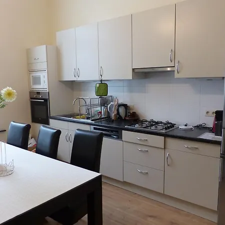 Apartment Ec District Havaux
