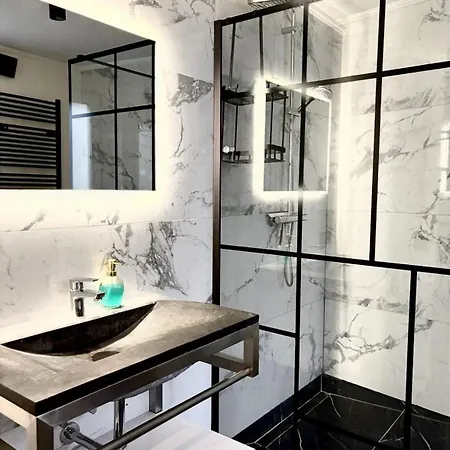 Apartment Elegant - Next From Grand Place, Netflix & Comfort