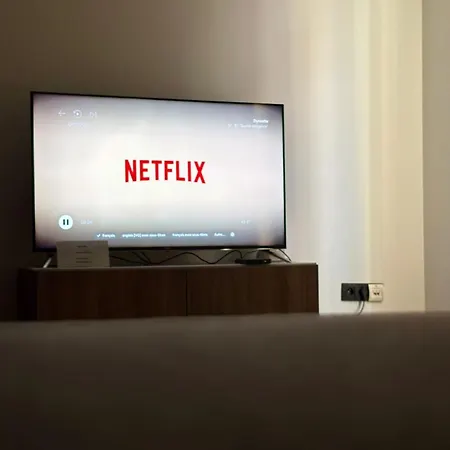Elegant - Next From Grand Place, Netflix & Comfort Apartment