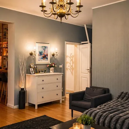 The Cozy Louise Nest * Brussel