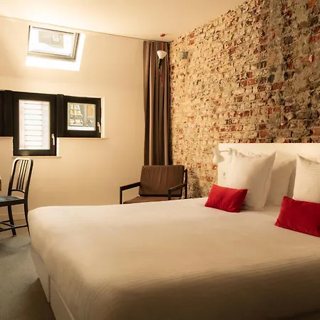 Hotel 9hotel 3*