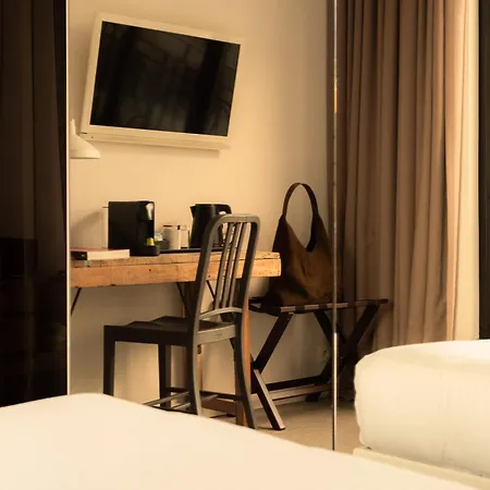 Hotel 9hotel 3*