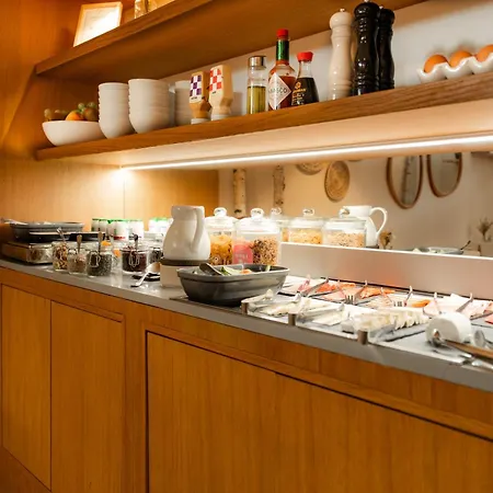 9hotel Sablon Hotel 4*