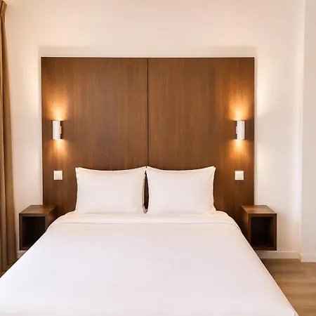 Centerstay Apartment