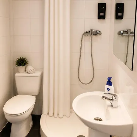 Centerstay Apartment