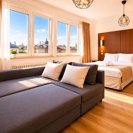 Apartment Centerstay