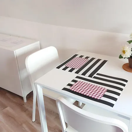 Appartement Chez Esmara Et Philippe Fourche Brussel