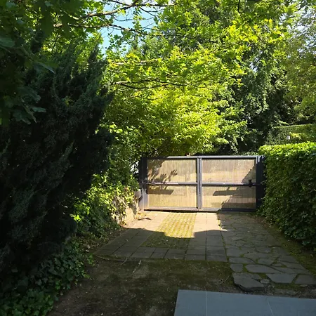 Uccle, Pavillon Appartement *