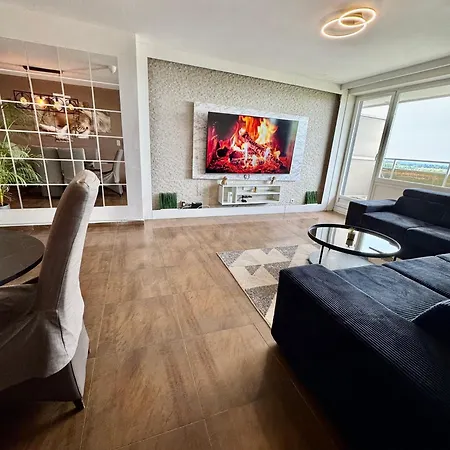 Meuble 92m2 + 2 Terrasses Brussels
