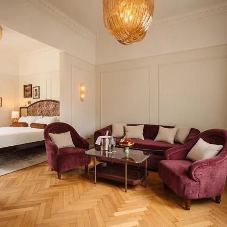 Hotel Fleur De Brussels