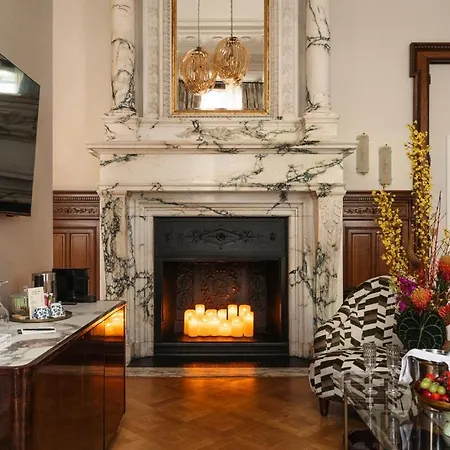 Fleur De Hotel 4*