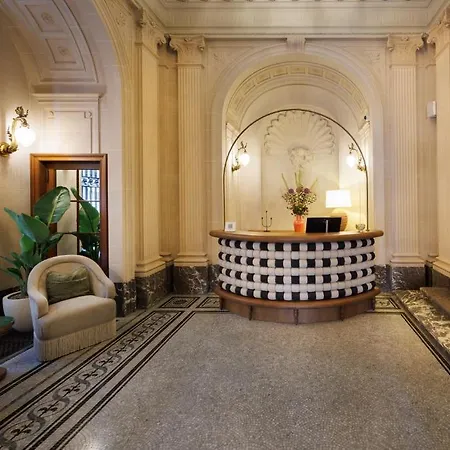 Fleur De Hotel 4*