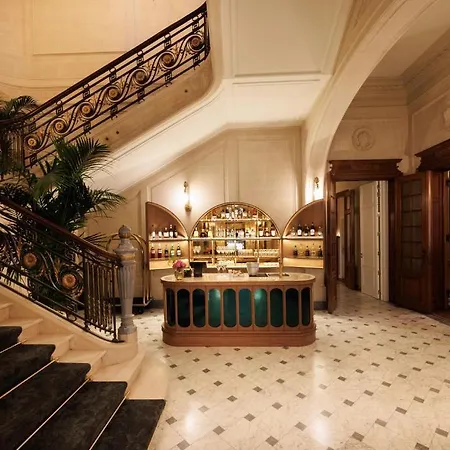 Hotel Fleur De 4*