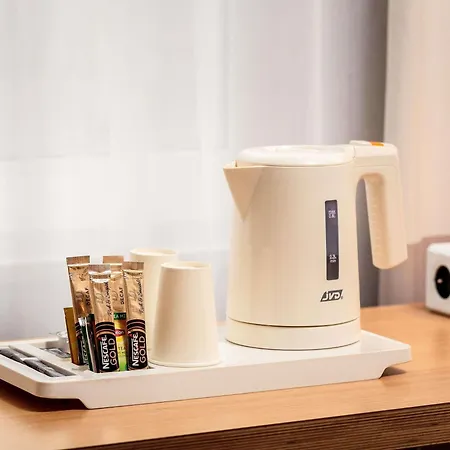 Ibis Centre Hotel 3*