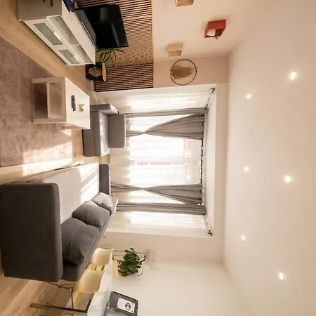 Apartment Modern In Molenbeek-saint-jean / 77 M² / Parking Brussels
