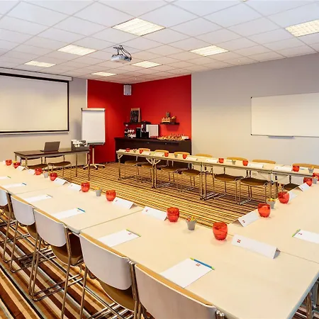 Hotel Ibis Centre 3*