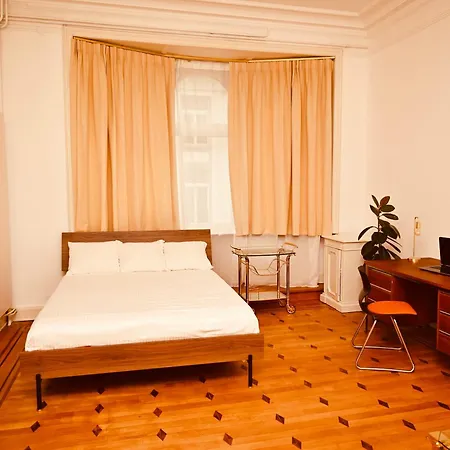 Viktoria Guest house