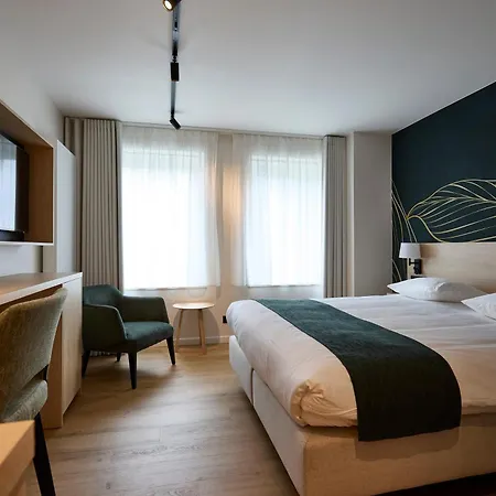 Georges Henri Aparthotel