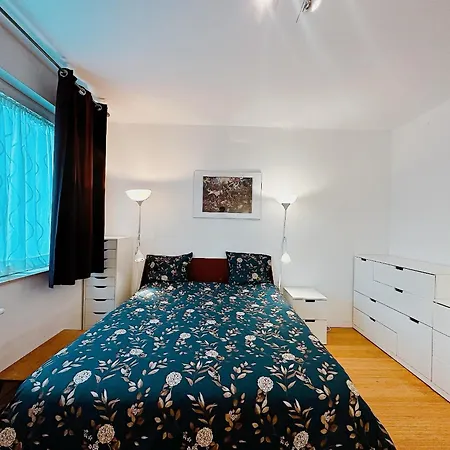 Maison 10 Couchages Avec 4 Proche De Forest National Holiday home Brussels
