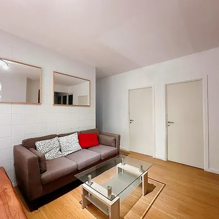 Holiday home Maison 10 Couchages Avec 4 Proche De Forest National Brussels