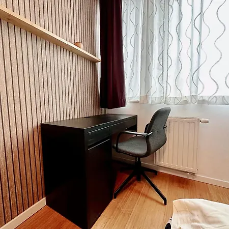 Holiday home Maison 10 Couchages Avec 4 Proche De Forest National *