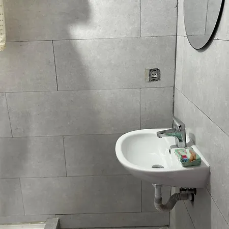 Nelie Guest house Brussels