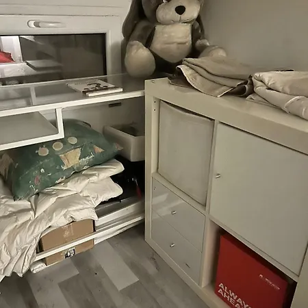 Petite Belle A Midi *