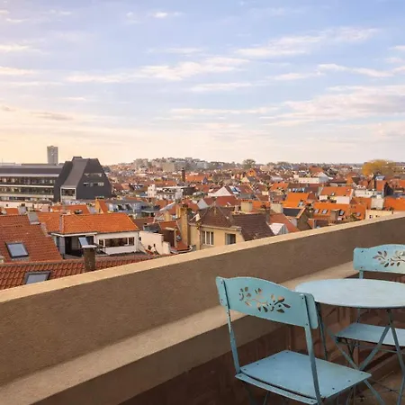 Stylish In Eu District Stunning Views Apartment *