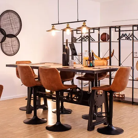 Industrial Sanctum By Interhome Apartment *