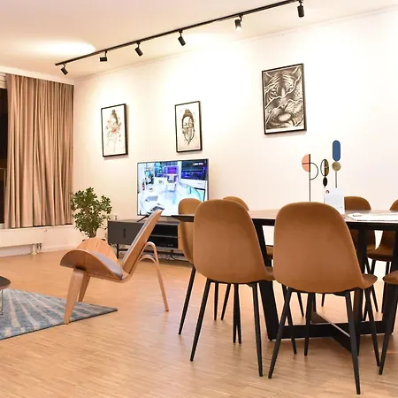 Apartment Edelsteine Im Herzen Der Stadt 4b By Interhome