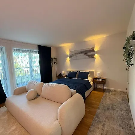Modern Executive In The Eu Quarter Heart In Apartment