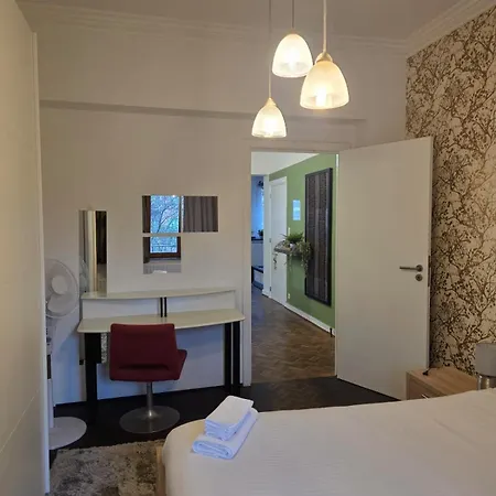 Jette - Base En Peripherie De - 15min Centre Apartment Brussels