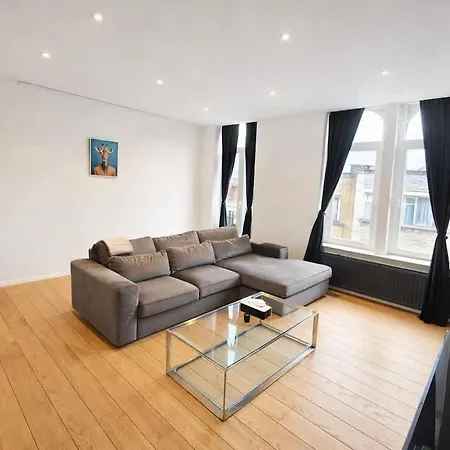 Apartment Luxury Triplex Stylish 2br In