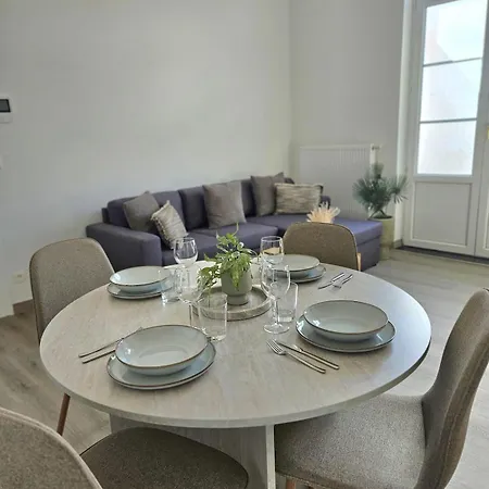 Atomium 1 Apartment *