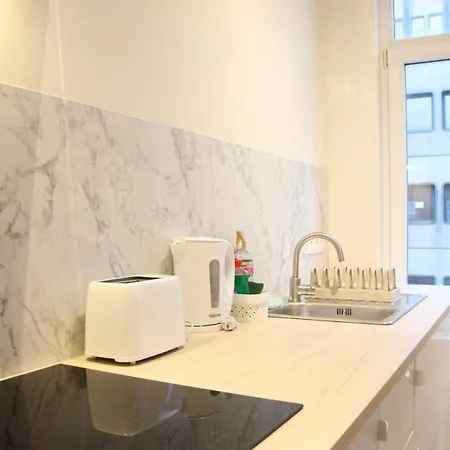 Moderne,5pers,acces Facile Au Centre,berchem * Brussels
